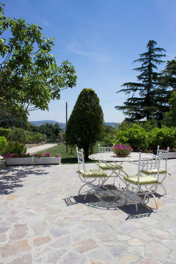 Le3Sorelle Monterosi Exteriör bild